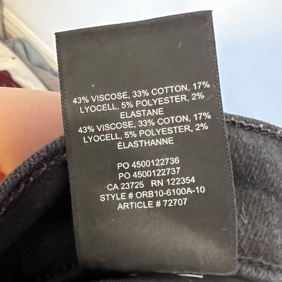 Aritzia Denim Forum The Lola High Rise Skinny Crop Raw Hem Jeans - Picture 9 of 9